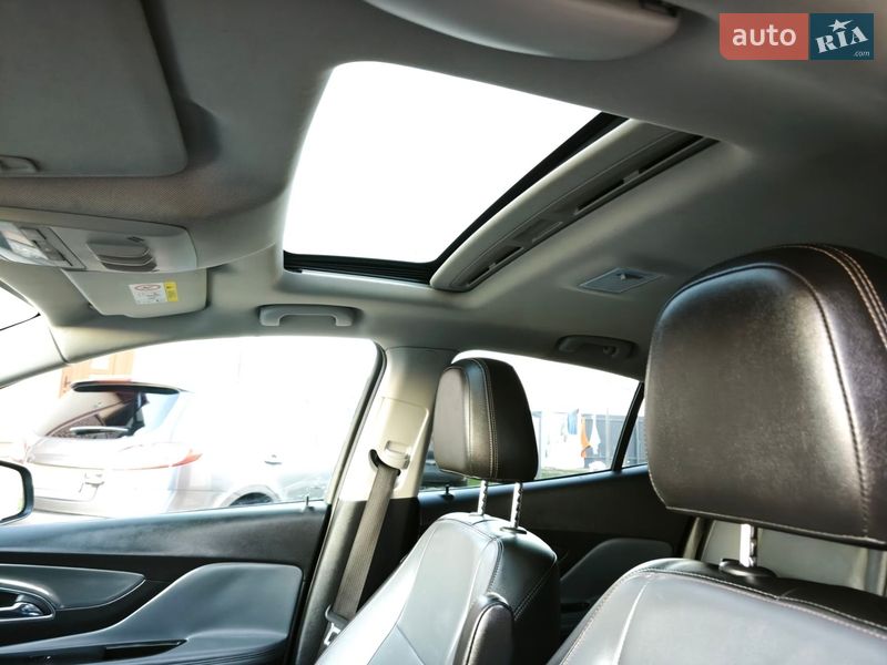 Позашляховик / Кросовер Opel Mokka 2015 в Коломиї