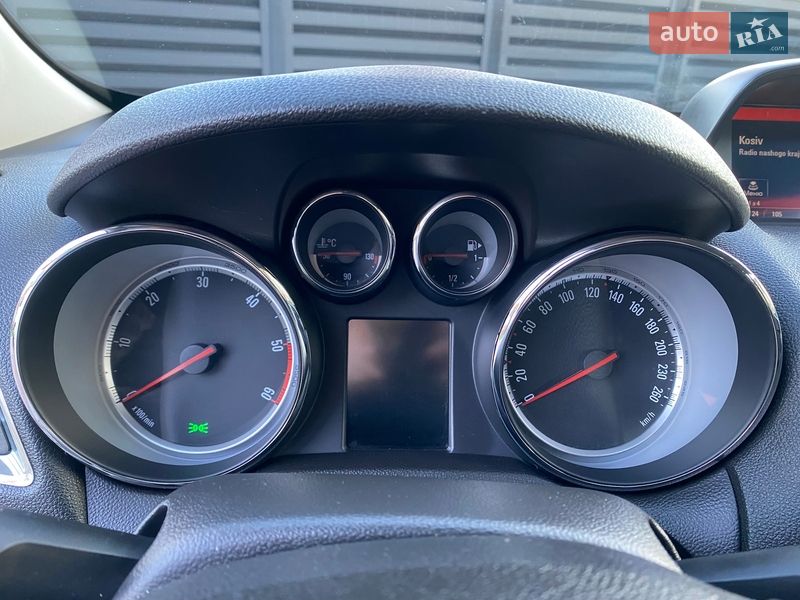 Позашляховик / Кросовер Opel Mokka 2015 в Коломиї