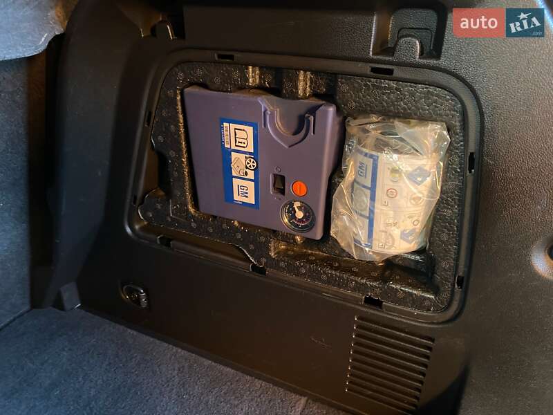 Позашляховик / Кросовер Opel Mokka 2015 в Коломиї