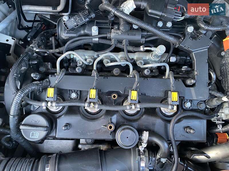 Позашляховик / Кросовер Opel Mokka 2015 в Коломиї