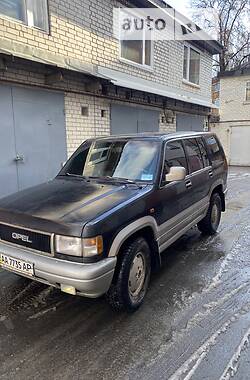 Позашляховик / Кросовер Opel Monterey 1995 в Києві