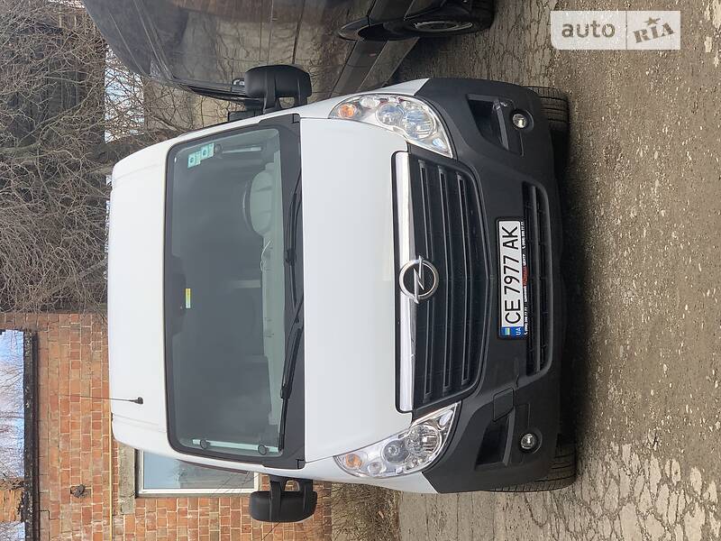 Минивэн Opel Movano 2015 в 