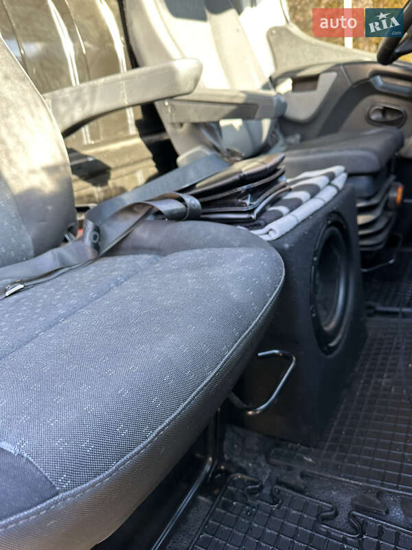 Вантажний фургон Opel Movano 2016 в Слов'янську