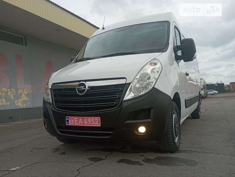 Вантажний фургон Opel Movano 2018 в Львові