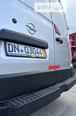 Вантажний фургон Opel Movano 2020 в Рівному