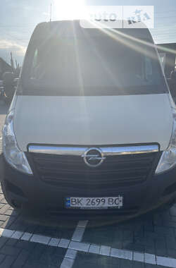 Вантажний фургон Opel Movano 2012 в Рівному