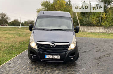 Вантажний фургон Opel Movano 2011 в Кореці