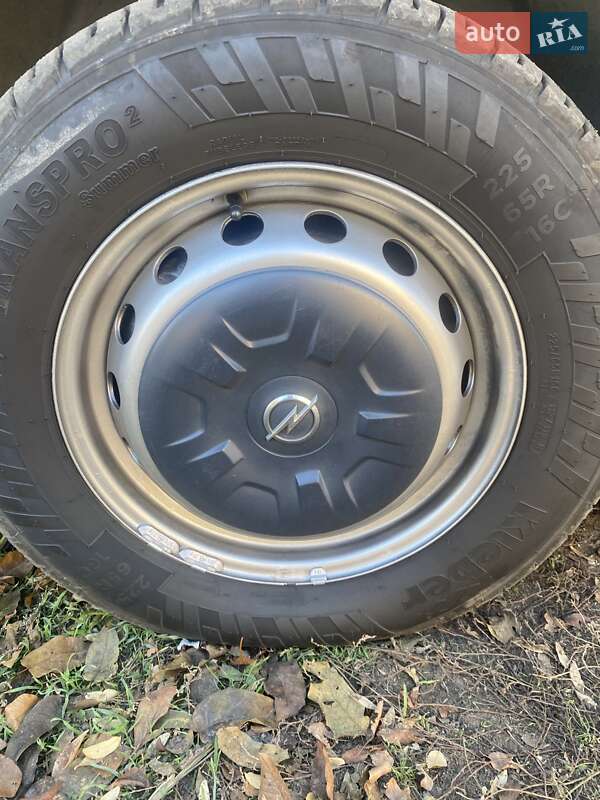 Вантажний фургон Opel Movano 2014 в Новомиколаївці