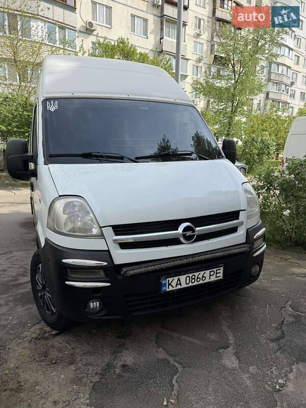 Грузопассажирский фургон Opel Movano 2004 в 