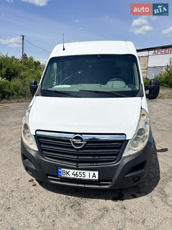 Грузовой фургон Opel Movano 2011 в Сарнах