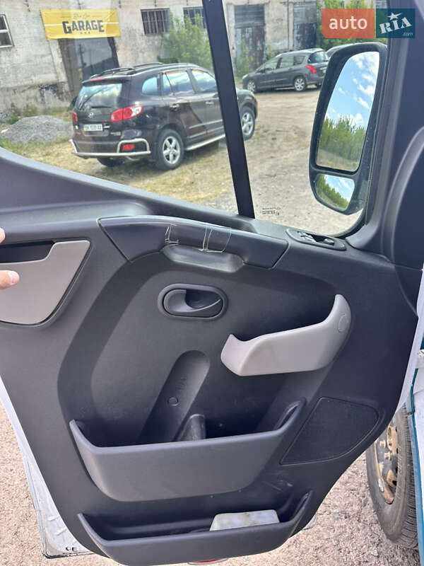 Грузовой фургон Opel Movano 2011 в Сарнах