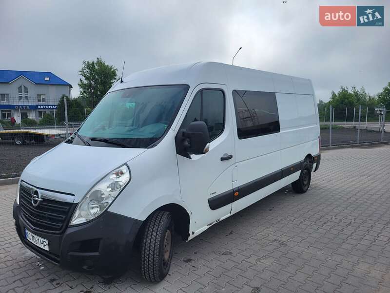 Вантажний фургон Opel Movano 2011 в Нововолинську
