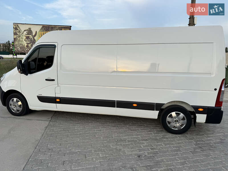 Грузовой фургон Opel Movano 2016 в Белгороде-Днестровском