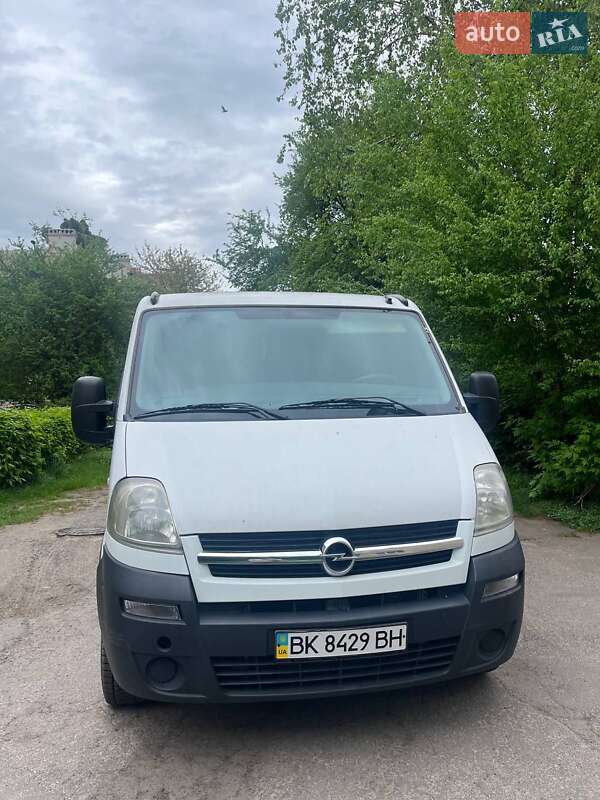 Вантажопасажирський фургон Opel Movano 2010 в 