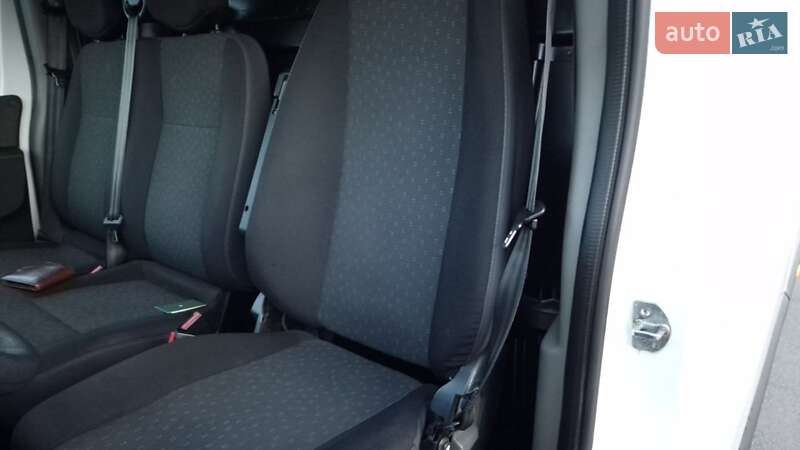 Вантажний фургон Opel Movano 2022 в Дніпрі