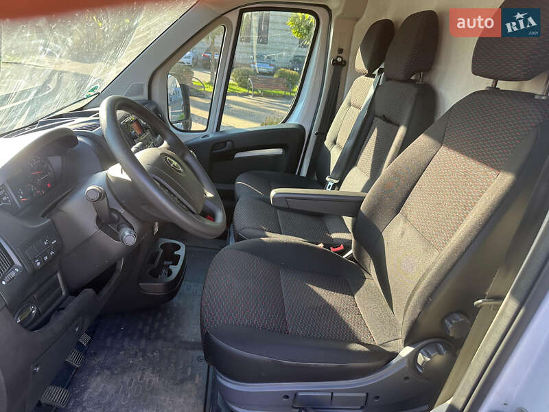 Грузовой фургон Opel Movano 2024 в Киеве