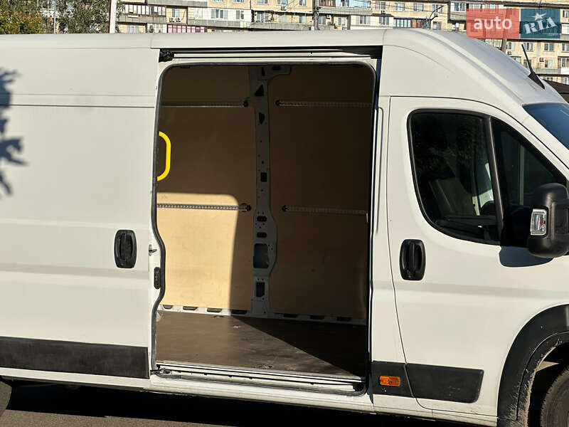 Грузовой фургон Opel Movano 2024 в Киеве