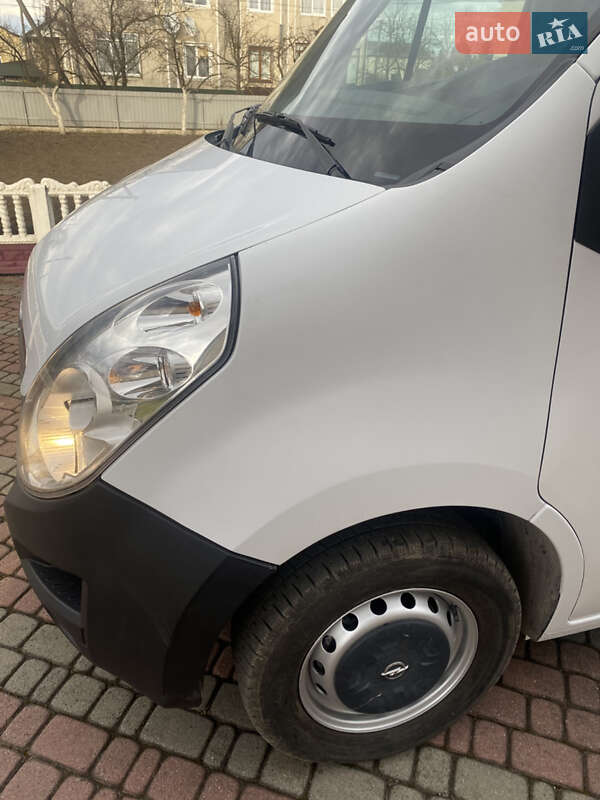 Грузовой фургон Opel Movano 2018 в Ивано-Франковске