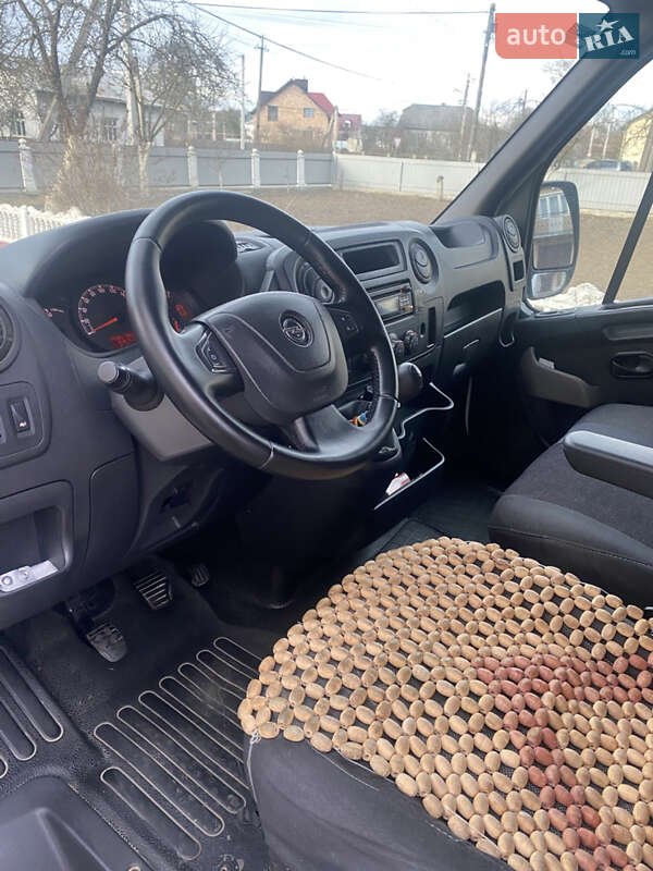 Грузовой фургон Opel Movano 2018 в Ивано-Франковске