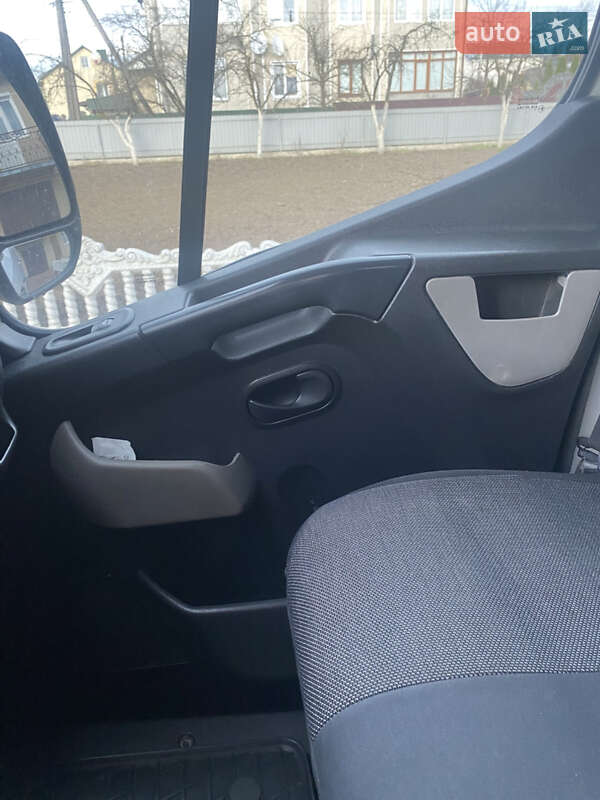 Грузовой фургон Opel Movano 2018 в Ивано-Франковске