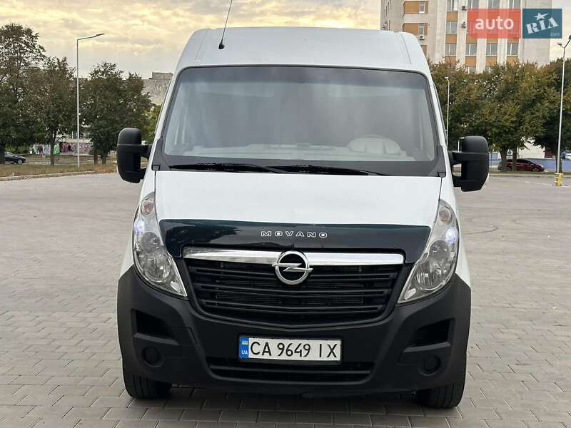 Вантажний фургон Opel Movano 2017 в Черкасах