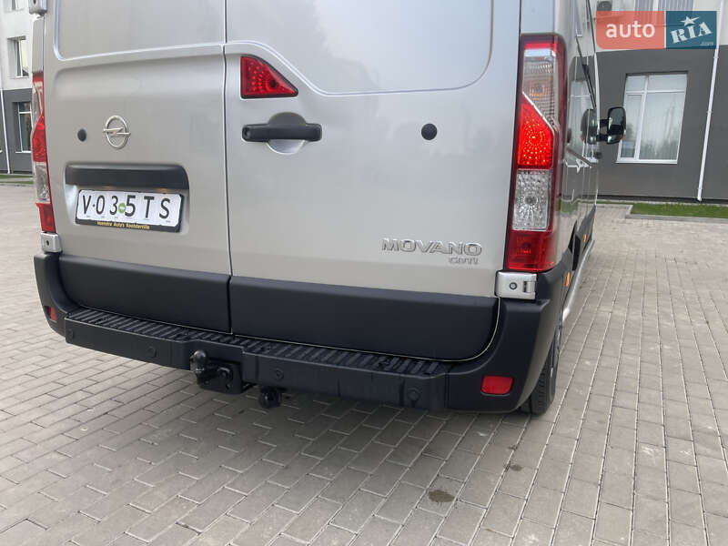 Вантажний фургон Opel Movano 2018 в Луцьку