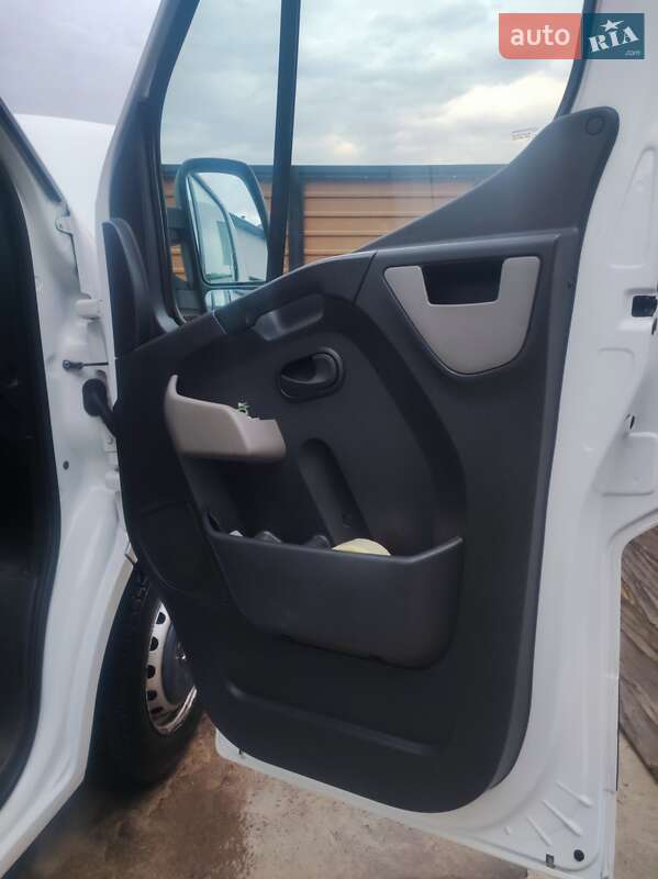 Грузовой фургон Opel Movano 2013 в Ровно