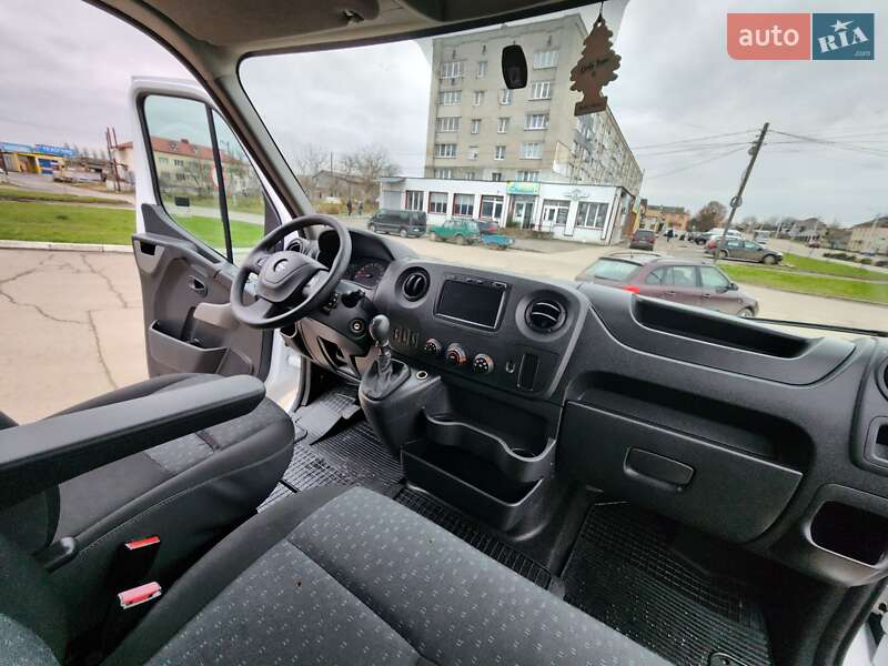 Грузовой фургон Opel Movano 2018 в Дубно