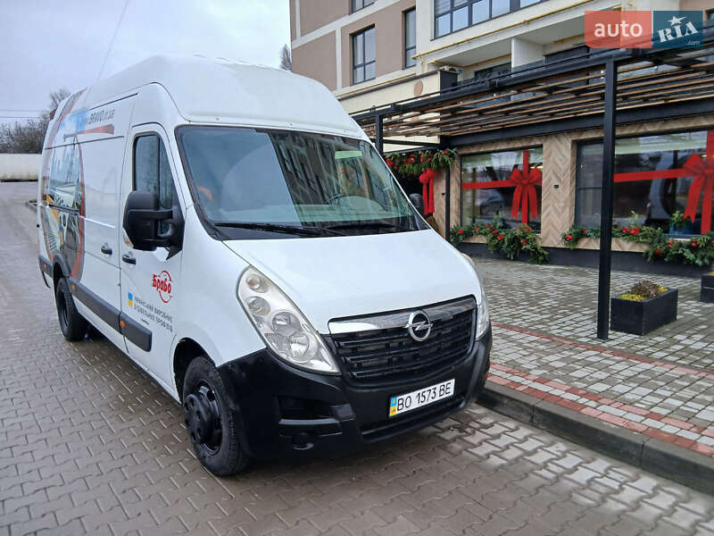 Вантажний фургон Opel Movano 2012 в Тернополі