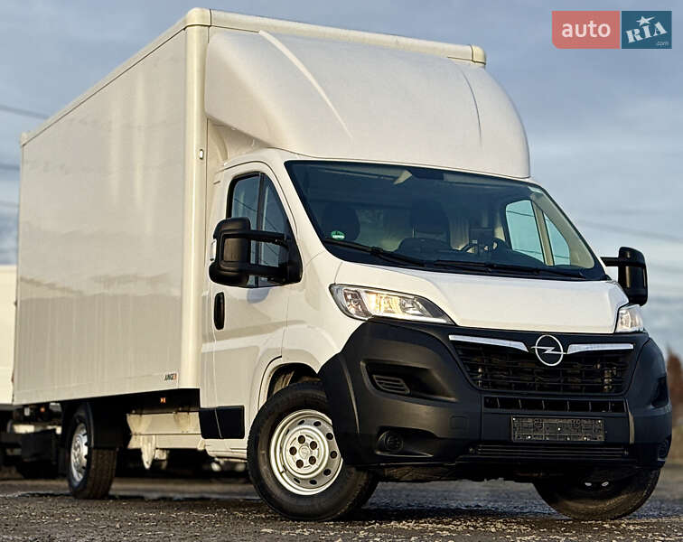 Opel Movano 2022