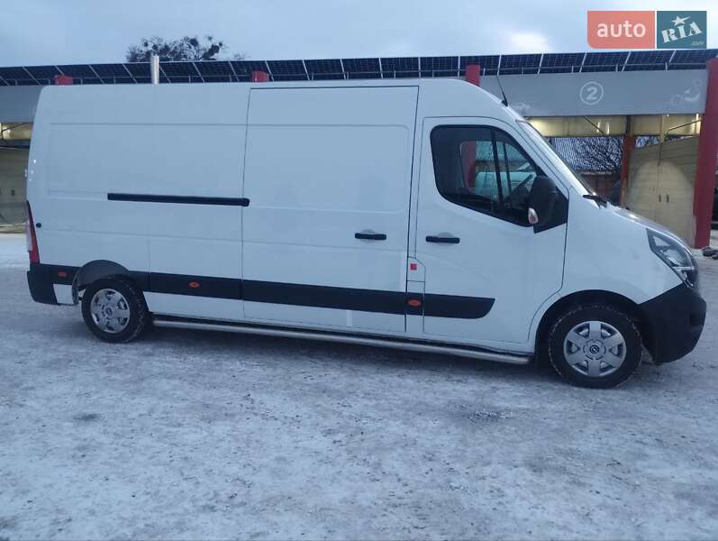 Вантажний фургон Opel Movano 2021 в Дубні