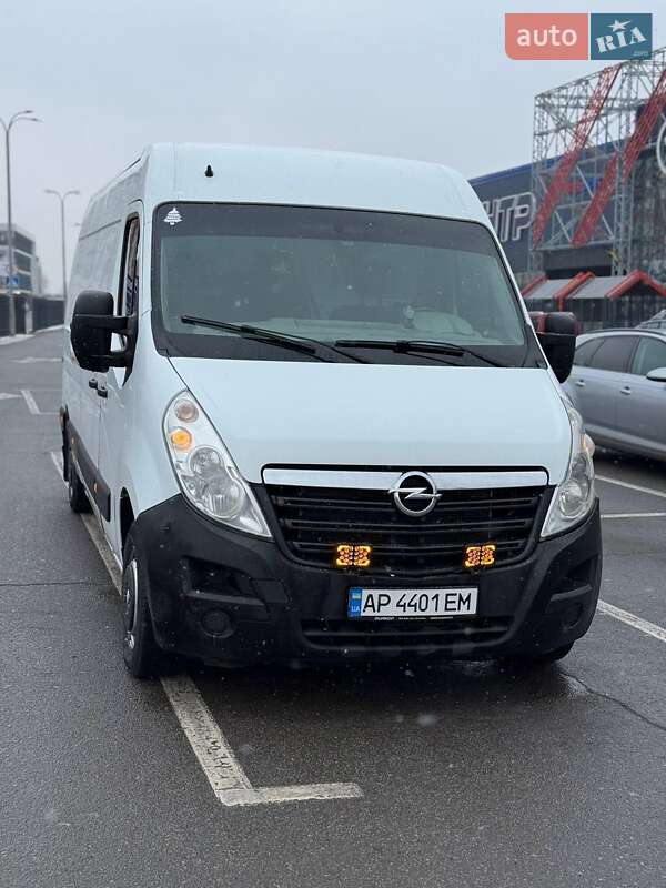 Вантажний фургон Opel Movano 2014 в Новомиколаївці