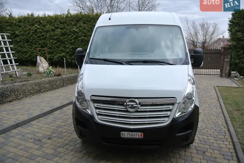 Opel Movano