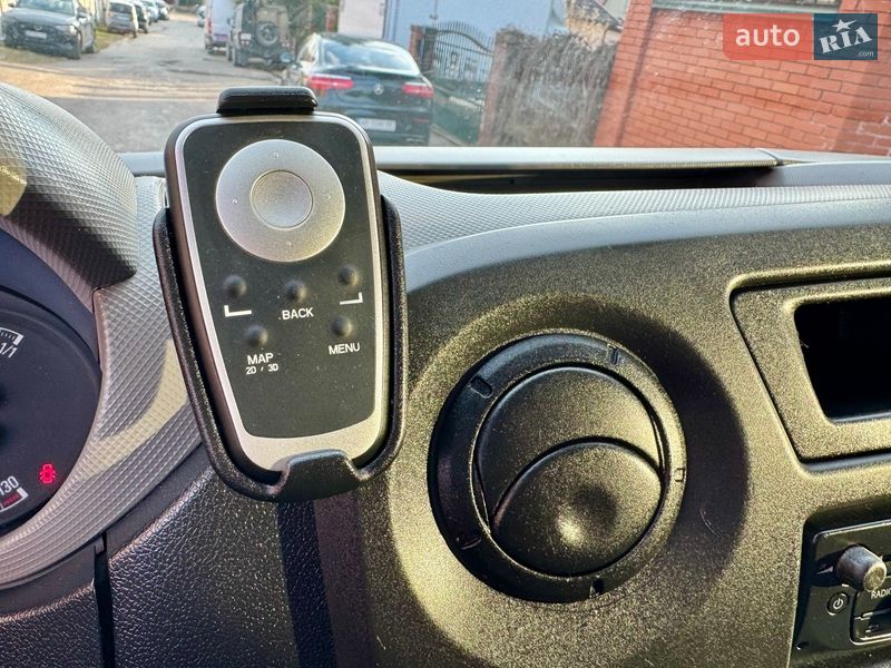 Вантажний фургон Opel Movano 2015 в Вінниці