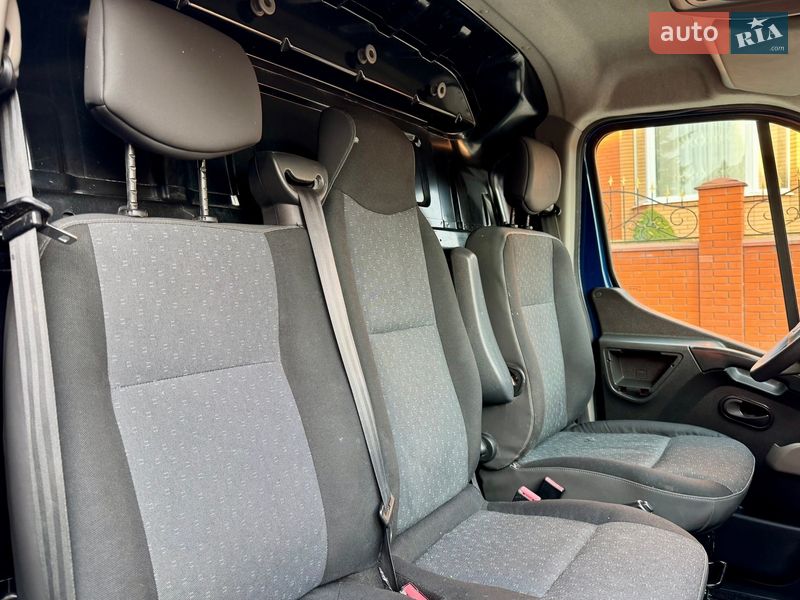 Вантажний фургон Opel Movano 2015 в Вінниці