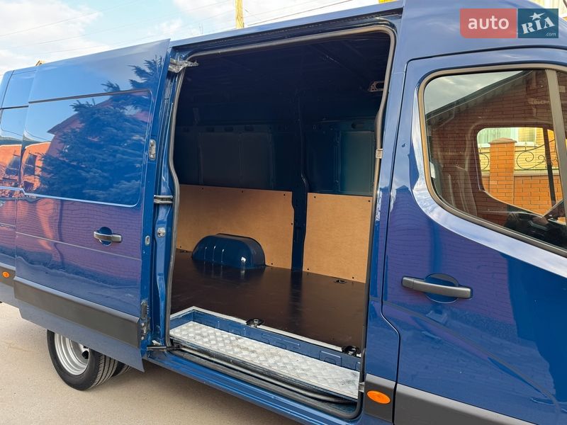 Вантажний фургон Opel Movano 2015 в Вінниці