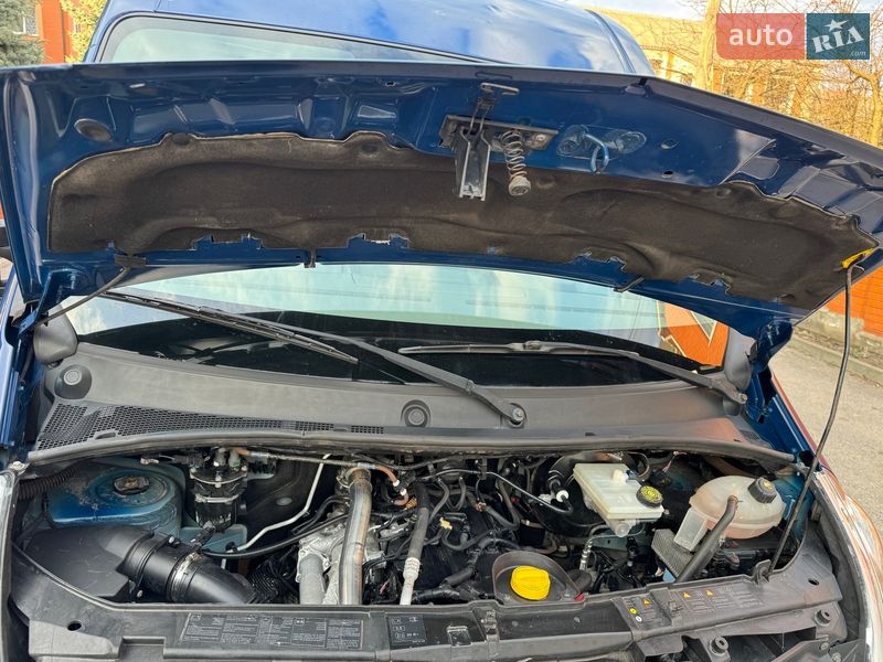 Вантажний фургон Opel Movano 2015 в Вінниці