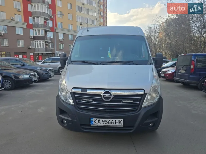 Opel Movano