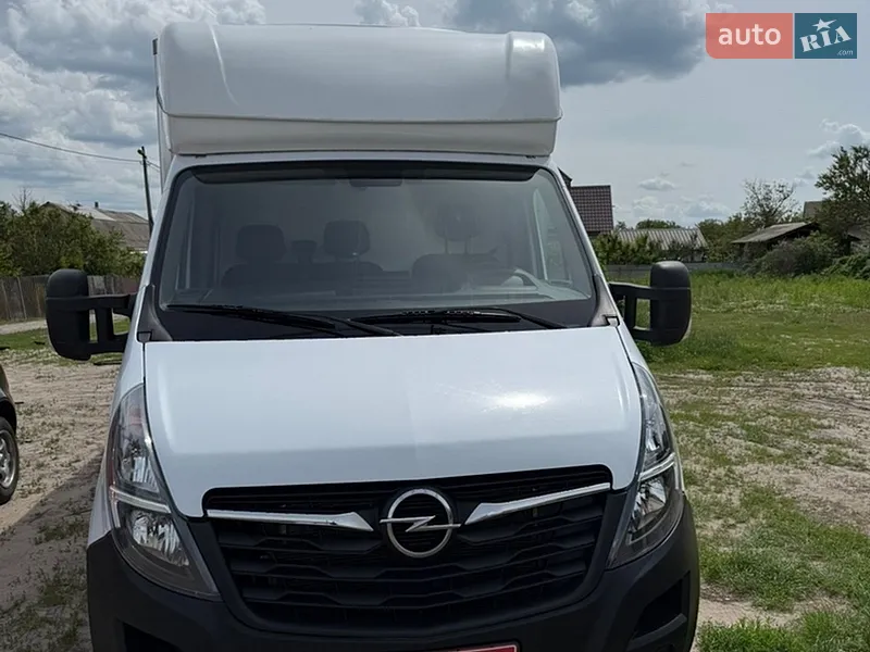 Opel Movano