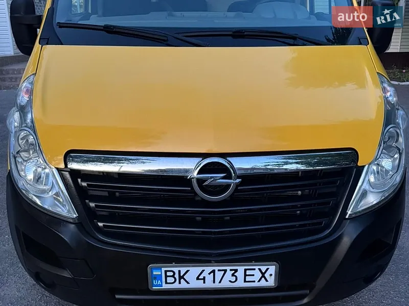 Opel Movano