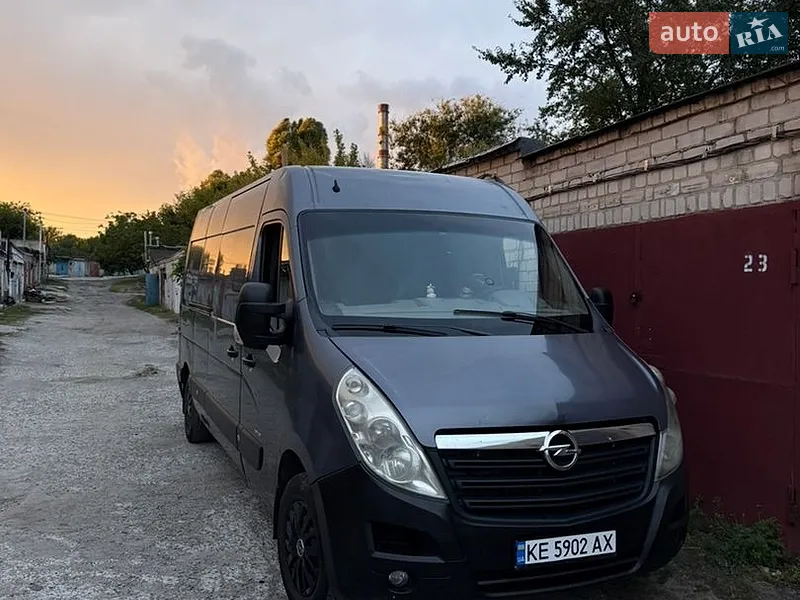 Opel Movano