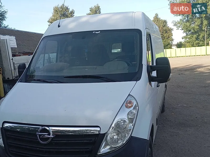 Opel Movano