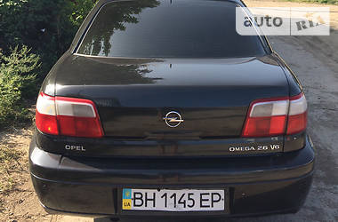 Седан Opel Omega 2001 в Одессе