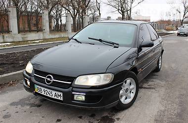 Седан Opel Omega 1994 в Кропивницком