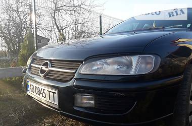 Седан Opel Omega 1998 в Львове