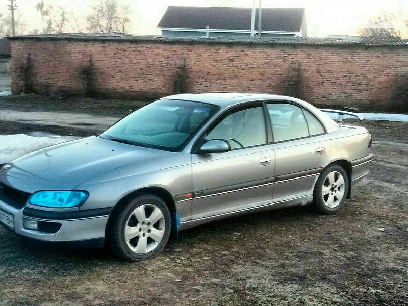 Седан Opel Omega 1995 в Репках