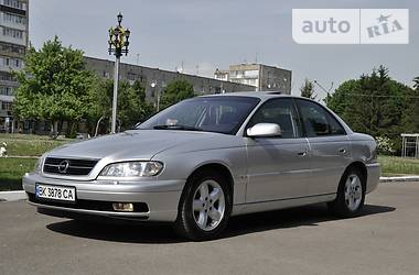 Седан Opel Omega 2002 в Ровно