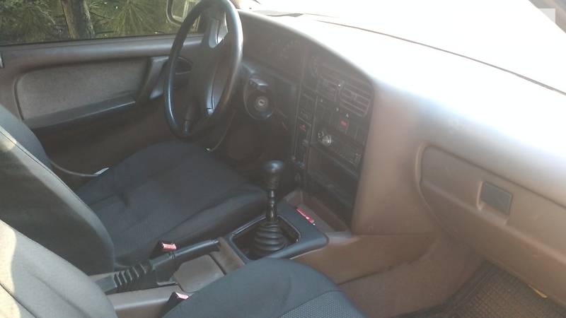 Седан Opel Omega 1987 в Мелитополе фото 7 Седан Opel Omega 1987 в Мелитополе