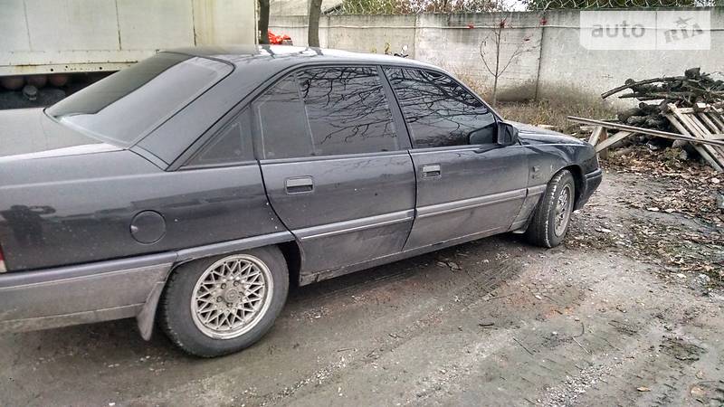 Седан Opel Omega 1989 в Кременчуці