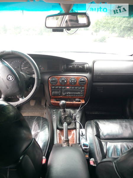 Седан Opel Omega 1998 в Олександрії